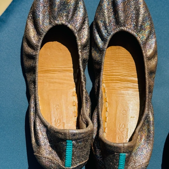 Tieks - Love Potion Rare Discontinued. Size 10. Very Good Condition. - Picture 4 of 9